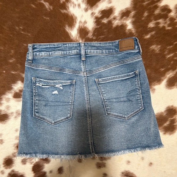 American Eagle Distressed High Rise Mini Ne(x)t Level Stretch Maybe Size 6 Skirt - Picture 5 of 5